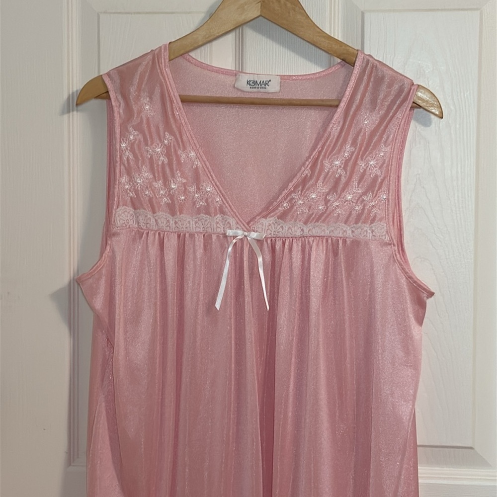 Komar Blush Pink Lace Chemise - Picture 2 of 5